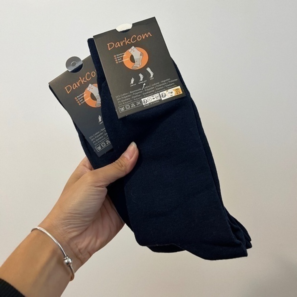 3/$25 (2) NWT Mens NavyDress Sock for Mens